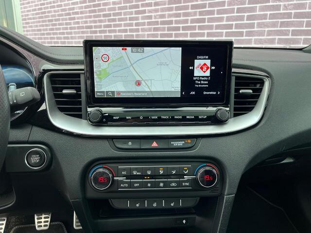 KIA CEE D Ceed Sportswagon 1.5 T-GDi GT-PlusLine | Pano | Camera | Navi | Keyless | Camera | JBL Audio | Leder | Stoelverwarming