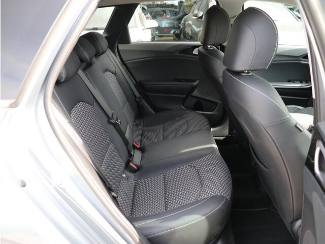 KIA CEE D 1.0 T-GDi DynamicPlusLine I Navi I Camera I Half-leder