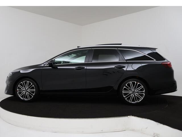 KIA CEE D Ceed Sportswagon 1.5 T-GDi GT-PlusLine | Panoramadak | Adaptive Cruise Control | Lichtmetalen Velgen 18" | NIEUW!! Uit voorraad leverbaar!