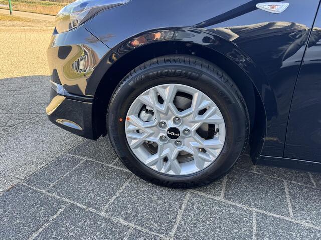 KIA CEE D Ceed Sportswagon 1.0 T-GDi ComfortLine Ruim ¤4.250.- Voordeel!