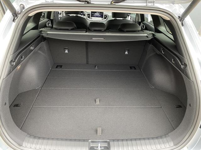 KIA CEE D Ceed SW 1.5 T-GDi DynamicLine MY25 Handgeschakeld