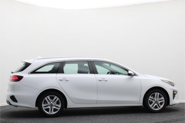 KIA CEE D Ceed Sportswagon 1.0 T-GDi DynamicLine Climate, Cruise, Camera, Apple Carplay, PDC, Elektrisch Pakket, DAB, 16''