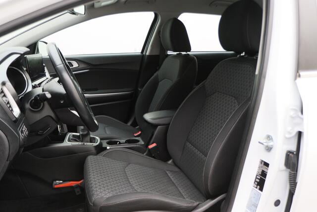 KIA CEE D Ceed Sportswagon 1.0 T-GDi DynamicLine Climate, Cruise, Camera, Apple Carplay, PDC, Elektrisch Pakket, DAB, 16''