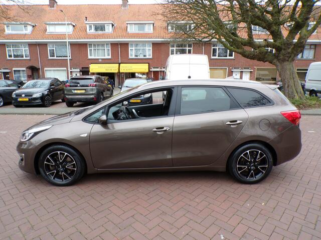 KIA CEE D cee'd Sportswagon 1.0 T-GDi Design Edition apple carplay camera nav cruisecontrol......