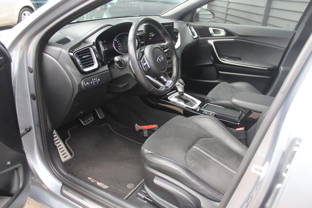 KIA CEE D Ceed Sportswagon 1.5 T-GDi MHEV GT-Line Edition - TREKHAAK - KEYLESS - JBL AUDIO - CAMERA -