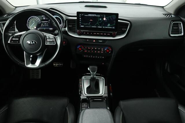 KIA CEE D Ceed 1.6 GDI PHEV ExecutiveLine | Panoramadak | Trekhaak | Leder | Stoelventilatie | Adaptive cruise | Carplay | Camera | Keyless