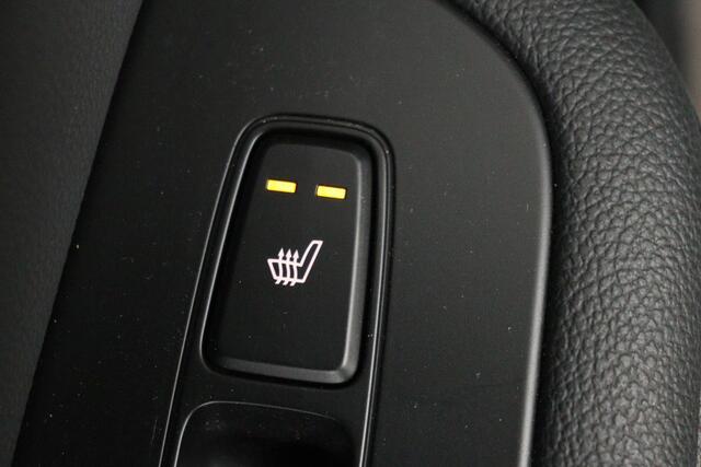 KIA CEE D Ceed 1.6 GDI PHEV ExecutiveLine | Panoramadak | Trekhaak | Leder | Stoelventilatie | Adaptive cruise | Carplay | Camera | Keyless