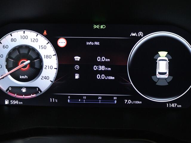 KIA CEE D Ceed Sportswagon 1.5 T-GDi DynamicPlusLine | Afneembare Trekhaak | Stoelverwarming | Stuurverwarming | 17 Inch Lichtmetalen velgen | Beschikbaar per 01-07-2025