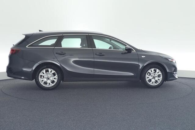 KIA CEE D Ceed Sportswagon 1.5 T-GDi 160pk MHEV Automaat DynamicLine Camera JBL Navigatie
