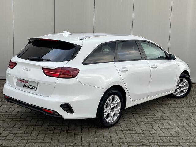 KIA CEE D Ceed Sportswagon 1.0 T-GDi DynamicLine Navigatie ( Apple Carplay ), Climate Control, Cruise Control, 16"Lm, LED, Stoel/Stuurverwarming