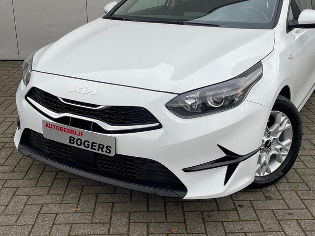 KIA CEE D Ceed Sportswagon 1.0 T-GDi DynamicLine Navigatie ( Apple Carplay ), Climate Control, Cruise Control, 16"Lm, LED, Stoel/Stuurverwarming