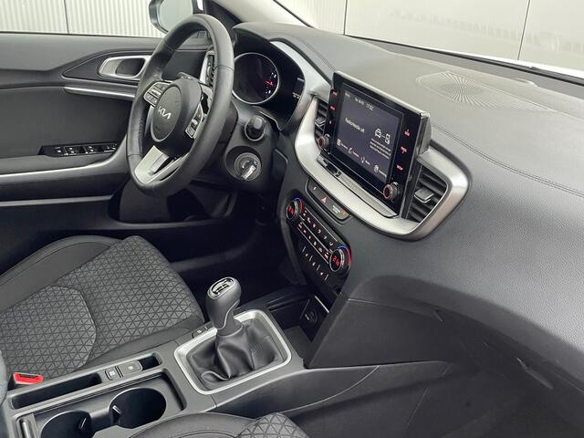 KIA CEE D Ceed Sportswagon 1.0 T-GDi DynamicLine Navigatie ( Apple Carplay ), Climate Control, Cruise Control, 16"Lm, LED, Stoel/Stuurverwarming