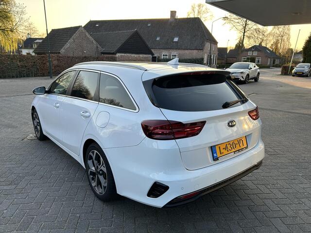 KIA CEE D Ceed Sportswagon 1.0 T-GDi ExecutiveLine