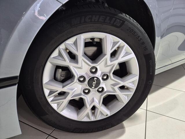KIA CEE D Ceed Sportswagon 1.5 T-GDi DynamicLine , Trekhaak, achteruitrijcamera, Apple Carplay/Android Auto.