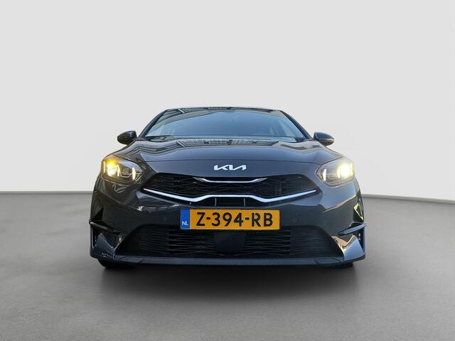KIA CEE D Ceed 1.5 T-GDi DynamicPlusLine | Automaat | Stoel- en Stuurverwarming | Navi | Clima | Carplay/Android auto | Lichtmetalen velgen | LED |