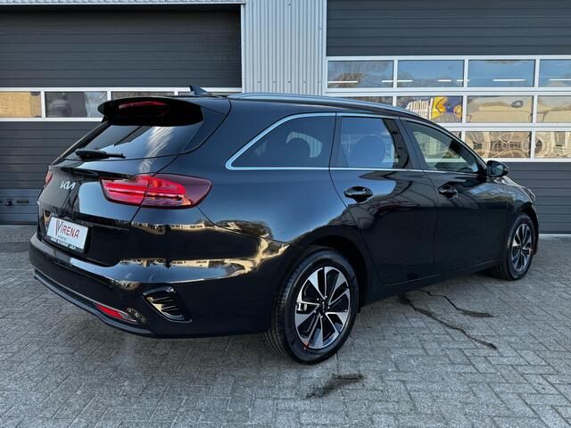 KIA CEE D Ceed Sportswagon 1.0 T-GDi MHEV Design Edition Automaat (NIEUW) - JBL Speakers - Automatische achterklep - Stoel/Stuurvewarming - Adaptief Cruise control - Direct Leverbaar!