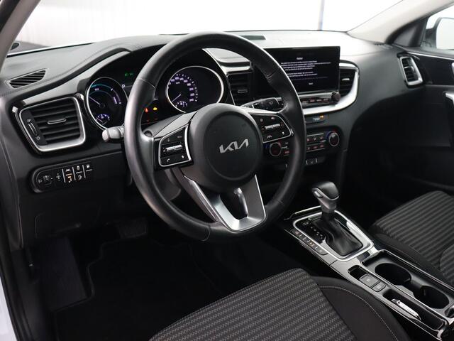 KIA CEE D Ceed Sportswagon 1.6 GDI PHEV DynamicLine (Camera / Navi / ACC / Carplay)