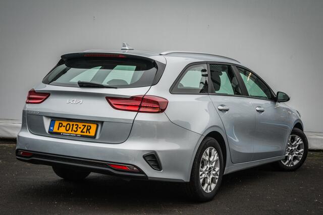 KIA CEE D Ceed Sportswagon 1.0 T-GDi ComfortLine Carplay/ Navigatie apps/ Climate control/ Camera/ Cruise control