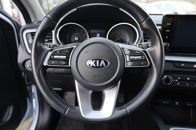 KIA CEE D Ceed Sportswagon 1.0 T-GDi TREKHAAK CAMERA DAB CARPLAY CRUISE NAVI ENZ.