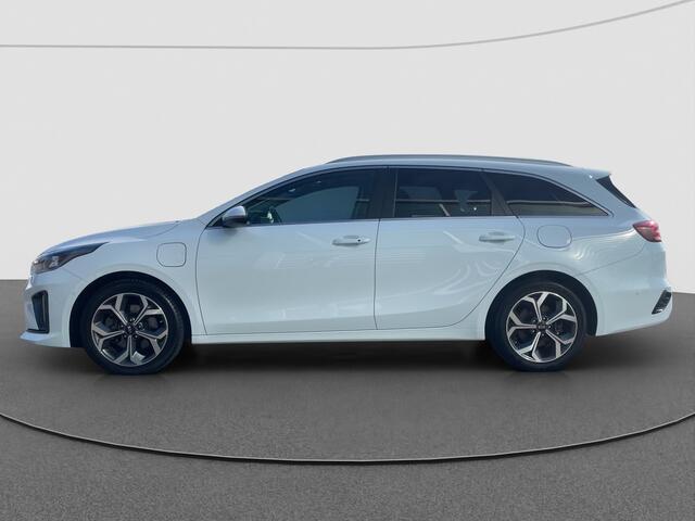 KIA CEE D Ceed Sportswagon 1.6 GDI PHEV ExecutiveLine | Pano | Stoel vent | Leder