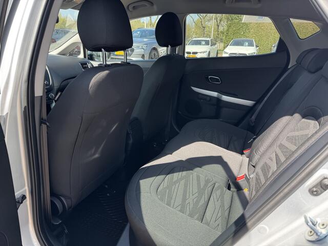 KIA CEE D cee'd 1.6 GDI ComfortLine / Bluetooth / Radio / Cruise Control / Airco