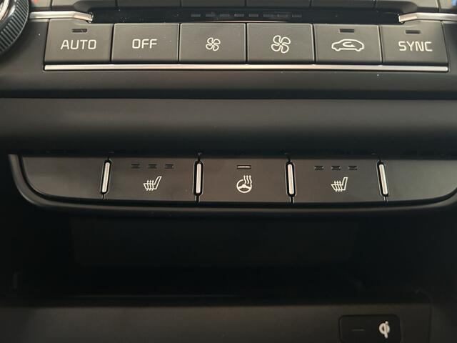 KIA CEE D Ceed 1.0 T-GDi MHEV Design Edition ** ACTIE MODEL ** | AUTOMAAT | Digital Cockpit | Stoelverwarming | stuurverwarming | JBL geluidsinstallatie