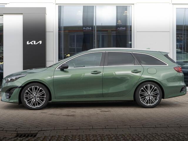 KIA CEE D Ceed Sportswagon 1.5 T-GDi GT-PlusLine | Trekhaak | Schuifkanteldak | Stoel en stuurverwarming |