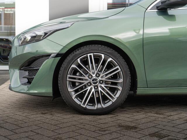 KIA CEE D Ceed Sportswagon 1.5 T-GDi GT-PlusLine | Trekhaak | Schuifkanteldak | Stoel en stuurverwarming |