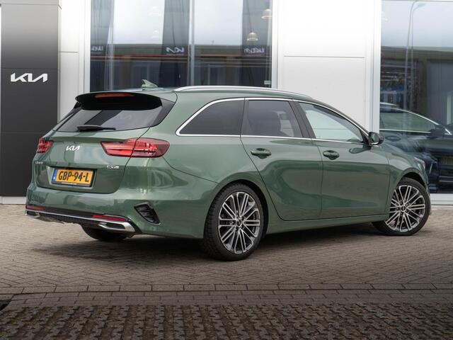 KIA CEE D Ceed Sportswagon 1.5 T-GDi GT-PlusLine | Trekhaak | Schuifkanteldak | Stoel en stuurverwarming |