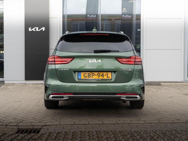 KIA CEE D Ceed Sportswagon 1.5 T-GDi GT-PlusLine | Trekhaak | Schuifkanteldak | Stoel en stuurverwarming |