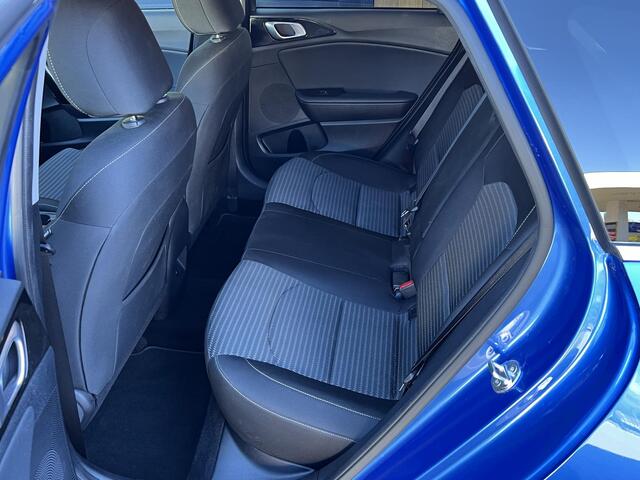 KIA CEE D Ceed Sportswagon 1.5 T-GDi Navi, Carplay, LED, Stuur/Stoelverw. Camera.