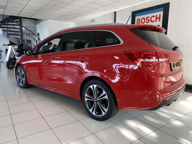 KIA CEE D cee'd Sportswagon 1.0 T-GDi GT-Line Camera / Stoel-stuur verwarming / navigatie
