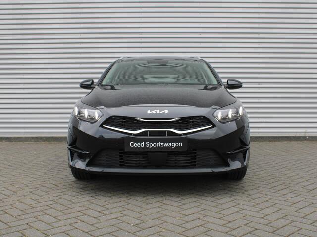 KIA CEE D Ceed Sportswagon 1.0 T-GDi DynamicPlusLine | Stoel- & stuurverwarming | Camera | LED | Navi | Elek. achterklep |
