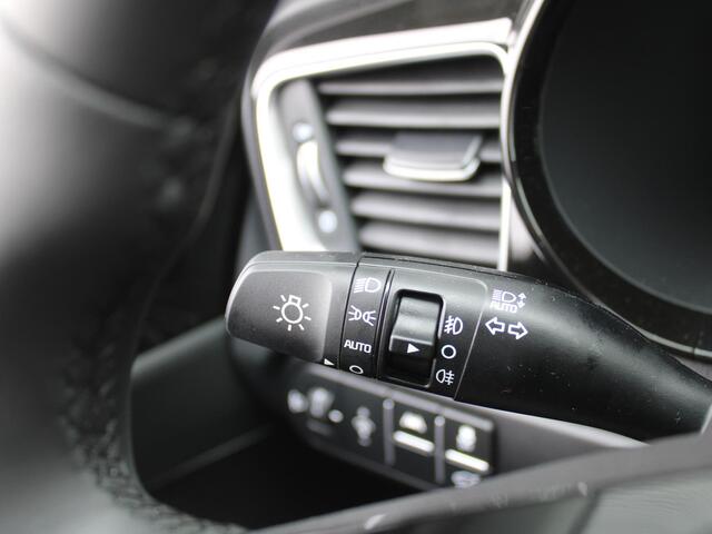 KIA CEE D Ceed Sportswagon 1.0 T-GDi DynamicPlusLine | Stoel- & stuurverwarming | Camera | LED | Navi | Elek. achterklep |