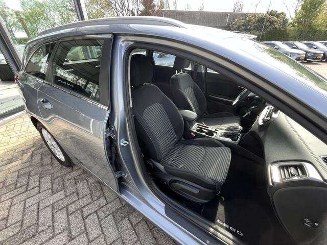 KIA CEE D 1.5 T-GDi DynamicLine Automaat, Apple CarPlay