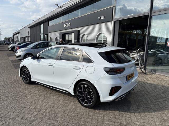 KIA CEE D 1.5 T-GDi GT-Line AUTOMAAT !! ACTIE PRIJS