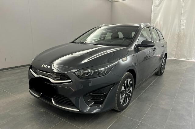KIA CEE D Ceed Sportswagon 1.6 GDI PHEV DynamicLine | Dealer onderhouden, 1e eigenaar, Navigatie, Carplay, LED, Parkeersensoren & Camera, 1300kg trekgewicht!