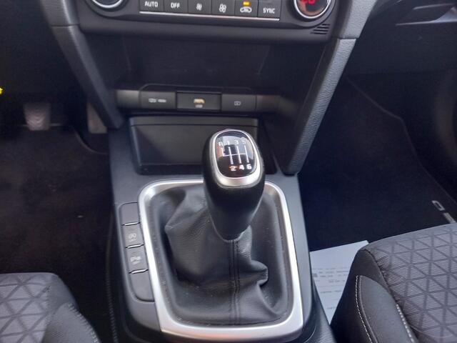 KIA CEE D Ceed Sportswagon 1.0 T-GDi DynamicLine - CAMERA - CLIMA - CRUISE - INKLAP SPIEGL - NL AUTO - 1 EIGENAAR