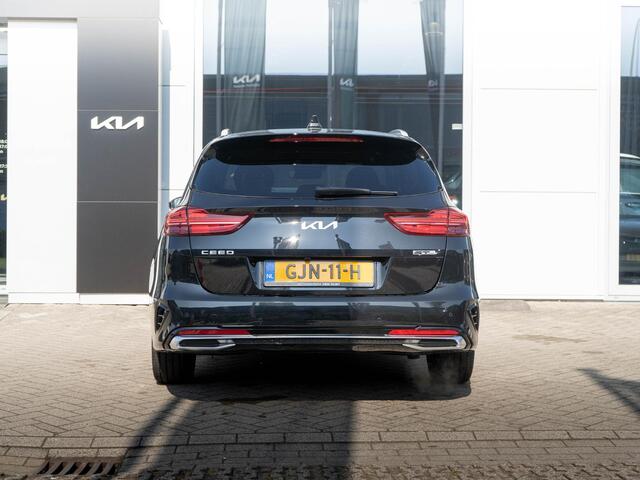KIA CEE D Ceed Sportswagon 1.5 T-GDi GT-Line | Schuifkanteldak | Stoel en stuurverwarming |