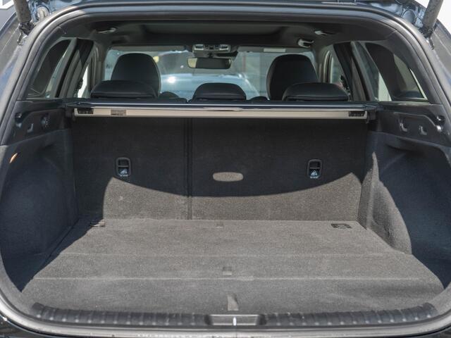 KIA CEE D Ceed Sportswagon 1.5 T-GDi GT-Line | Schuifkanteldak | Stoel en stuurverwarming |