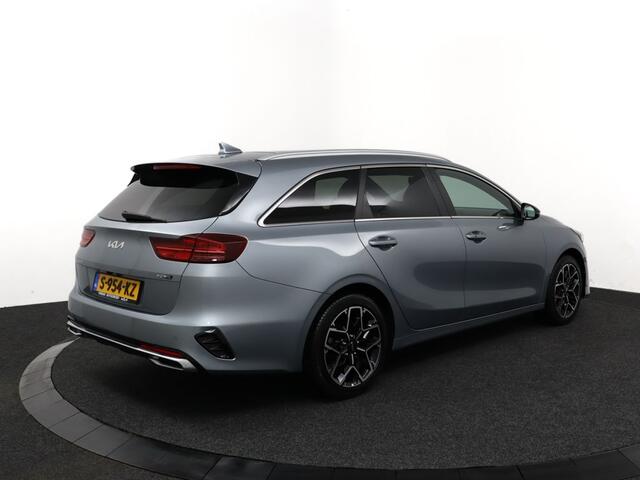 KIA CEE D Ceed Sportswagon 1.5 T-GDi GT-Line AUTOMAAT - Schuif/kanteldak - Adaptive cruise control - Achteruirij camera - Apple Carplay/Android Auto Fabrieksgarantie t/m