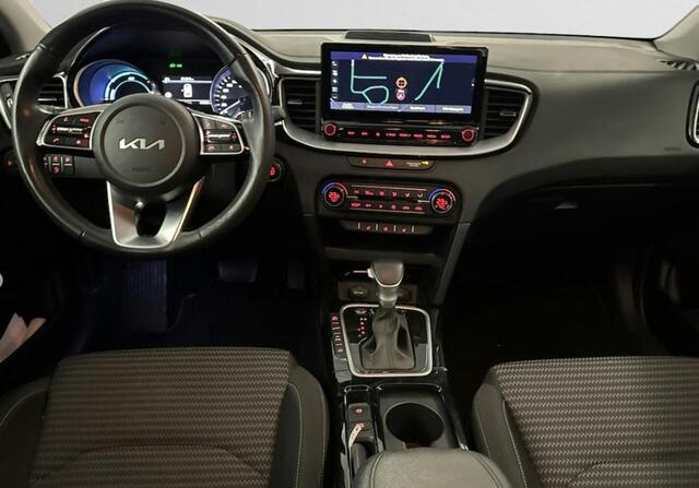KIA CEE D Ceed Sportswagon 1.6 GDI PHEV DynamicLine Facelift model!