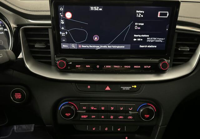 KIA CEE D Ceed Sportswagon 1.6 GDI PHEV DynamicLine Facelift model!
