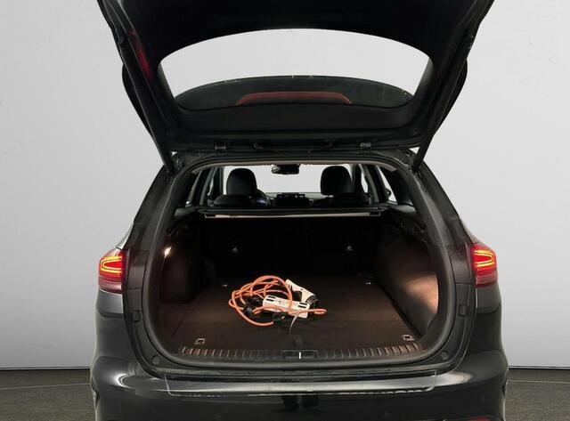 KIA CEE D Ceed Sportswagon 1.6 GDI PHEV DynamicLine Facelift model!