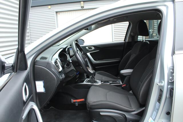KIA CEE D Ceed Sportswagon 1.0 T-GDi 120pk DynamicLine NL-Auto NAP BTW Clima Cruise Navi Camera Carplay 16"LMV