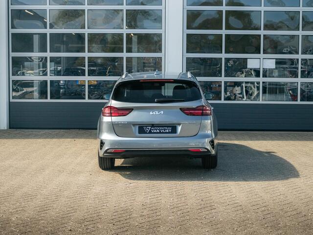 KIA CEE D Ceed Sportswagon 1.5 T-GDi DynamicPlusLine l Direct leverbaar l Stoel Stuurwiel verwarming l Navigatie l Apple Carplay Android Auto l