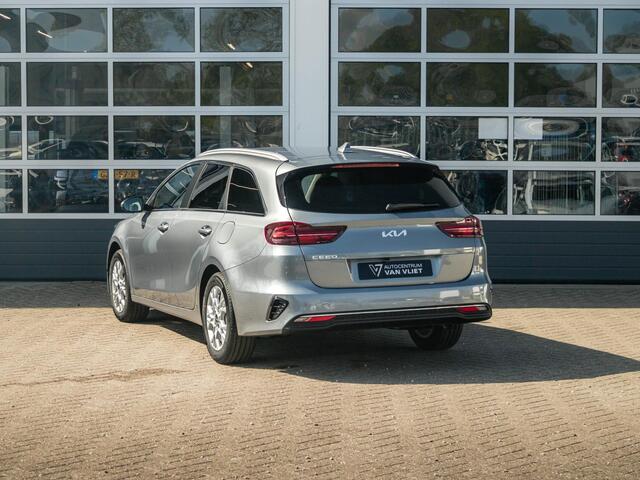 KIA CEE D Ceed Sportswagon 1.5 T-GDi DynamicPlusLine l Direct leverbaar l Stoel Stuurwiel verwarming l Navigatie l Apple Carplay Android Auto l