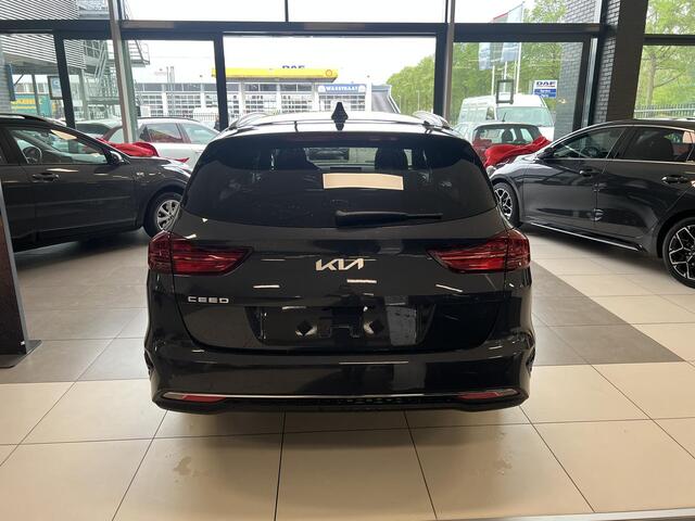 KIA CEE D Ceed Sportswagon 1.0 T-GDi MHEV Design Edition Prijs is incl. inruilpremie en Korting ! Uitvoorraad leverbaar.
