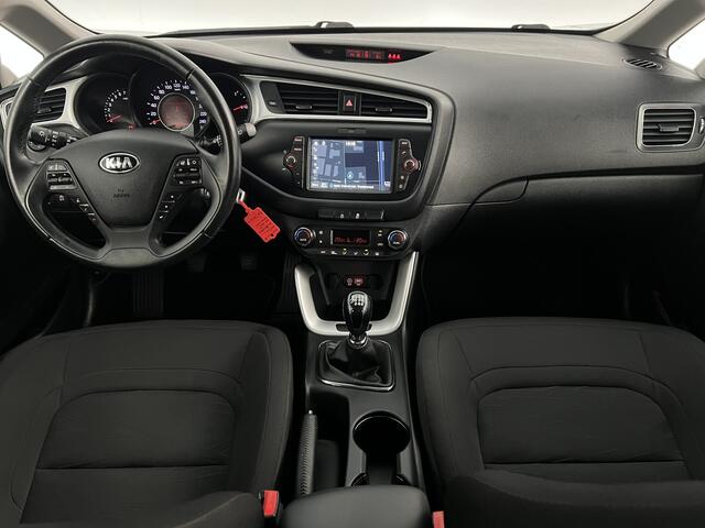 KIA CEE D Ceed 1.0 T-GDi Design Edition Camera Carplay LED Trekhaak Clima Navi 16"LMV Parkeersensoren