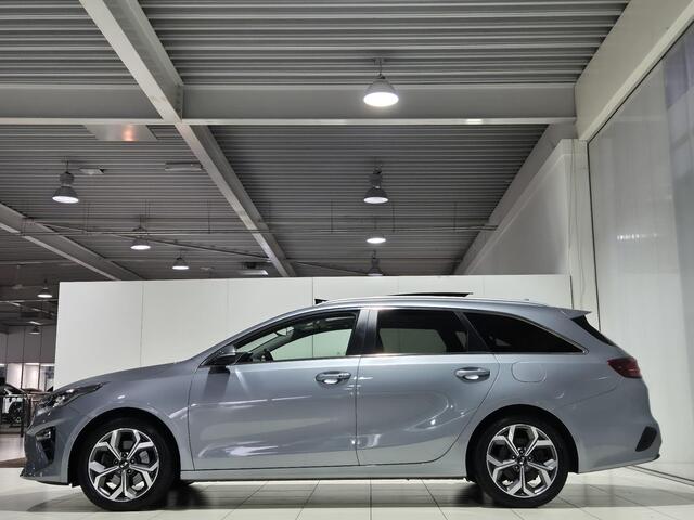 KIA CEE D Ceed Sportswagon 1.4 T-GDi ExecutiveLine Automaat, Apple Carplay/Android Auto, elektrische bestuurdersstoel met geheugen.